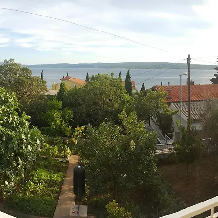 Apartments With A Parking Space Selce, Crikvenica - 5475 Apartment Selce