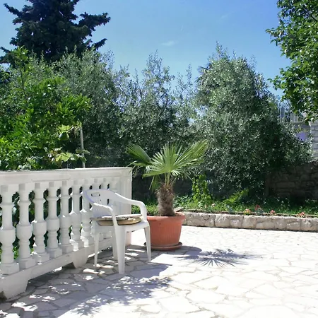 Apartments With Parking Space Selce - Crikvenica - 5475 Apartment *