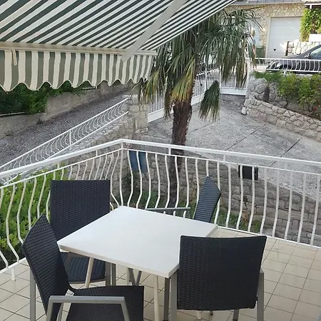 Apartment Apartments With Parking Space Selce - Crikvenica - 5475 Selce