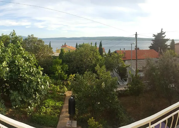 Apartments With Parking Space Selce - Crikvenica - 5475 Apartman Selce