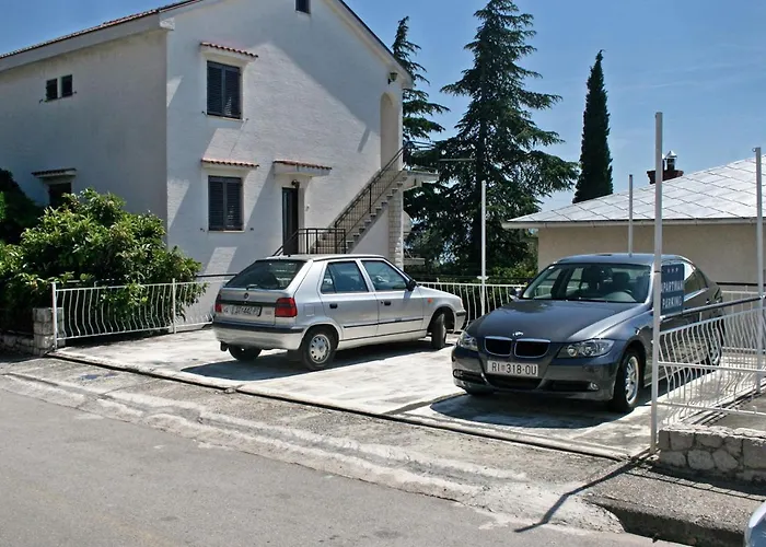 Apartmán With Parking Space - Crikvenica - 5475 *