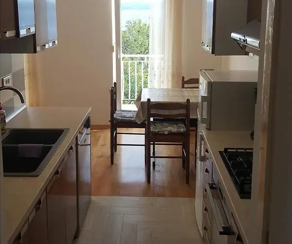 With Parking Space - Crikvenica - 5475 Apartmán Selce