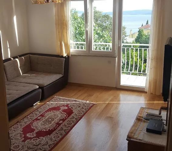 Apartmán With Parking Space - Crikvenica - 5475 *